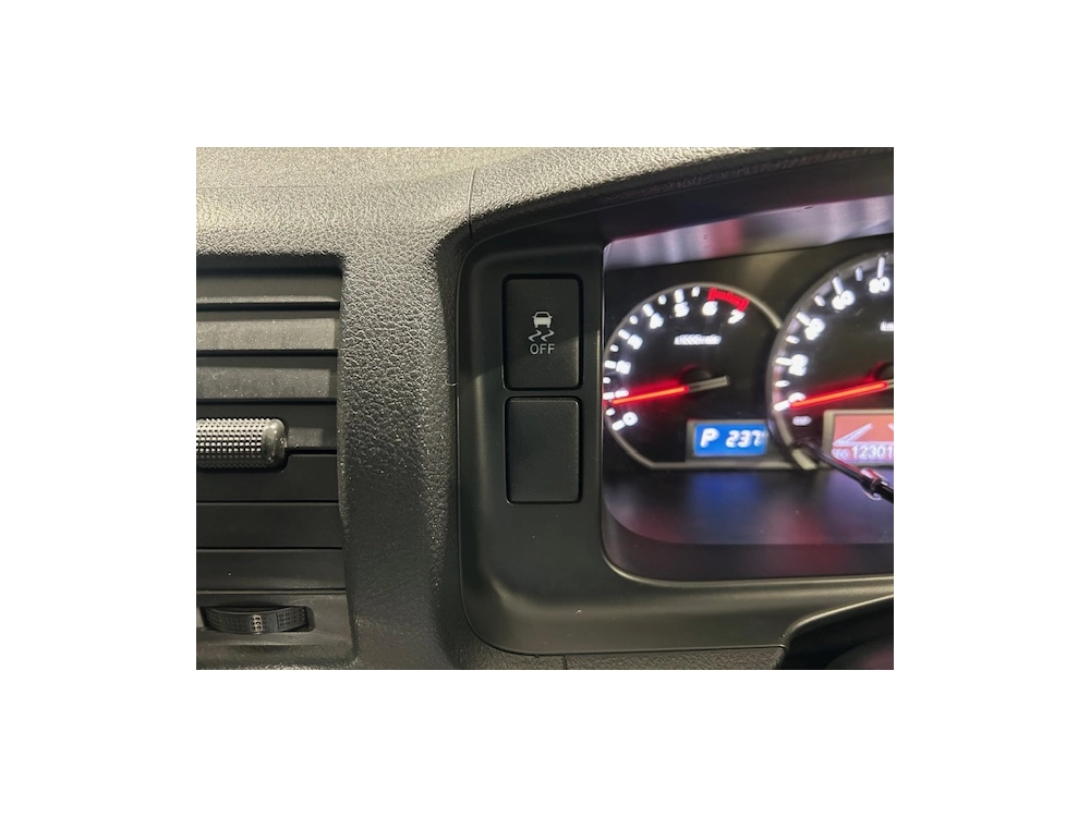 2018 Toyota Hiace *** $4200 REDUCED *** 6 SEATERS