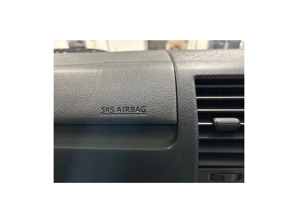 2018 Toyota Hiace - 6 Seater - Full Options