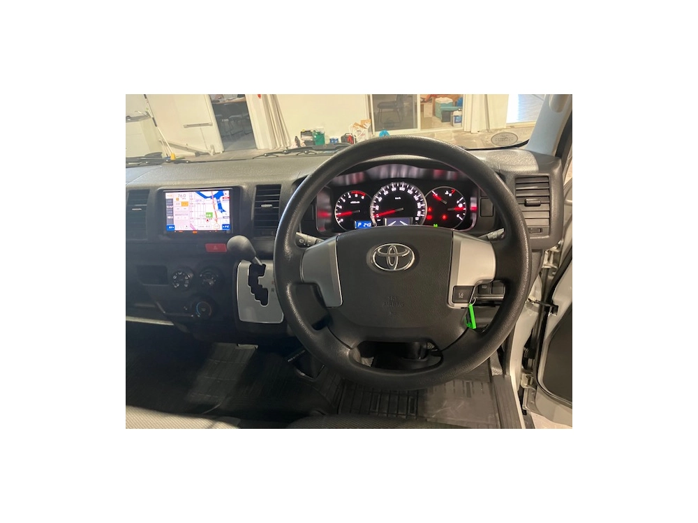 2018 Toyota Hiace 2.8L DIESEL TURBO ***WAS $35,495 NOW $31,495***