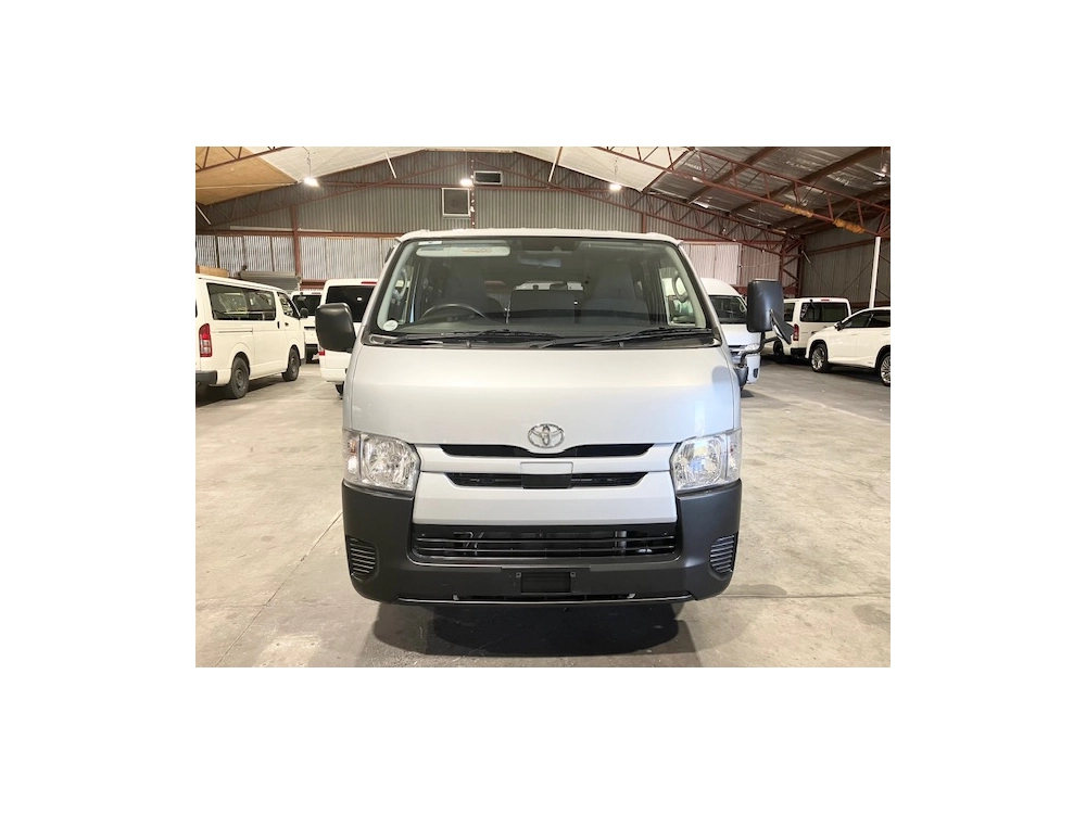 2018 Toyota Hiace 2.8L DIESEL TURBO ***WAS $35,495 NOW $31,495***