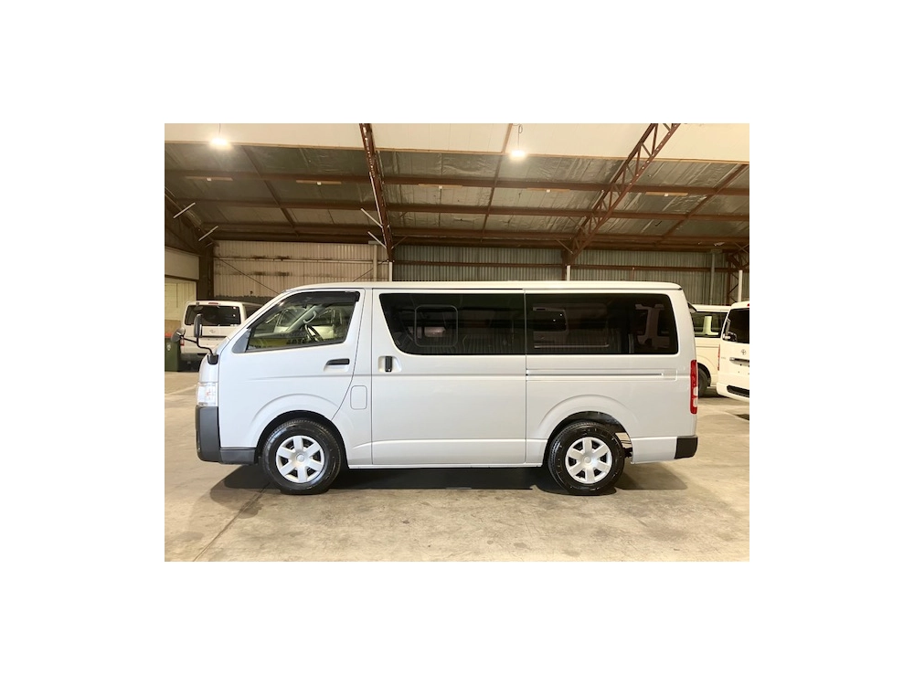 2018 Toyota Hiace 2.8L DIESEL TURBO ***WAS $35,495 NOW $31,495***