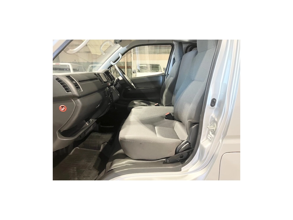 2018 Toyota Hiace 2.8L DIESEL TURBO ***WAS $35,495 NOW $31,495***