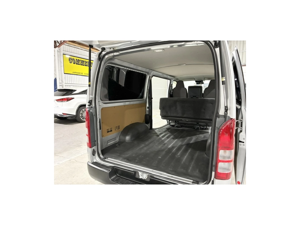 2021 Toyota Hiace Facelift Model =4X4= 6 SEATER