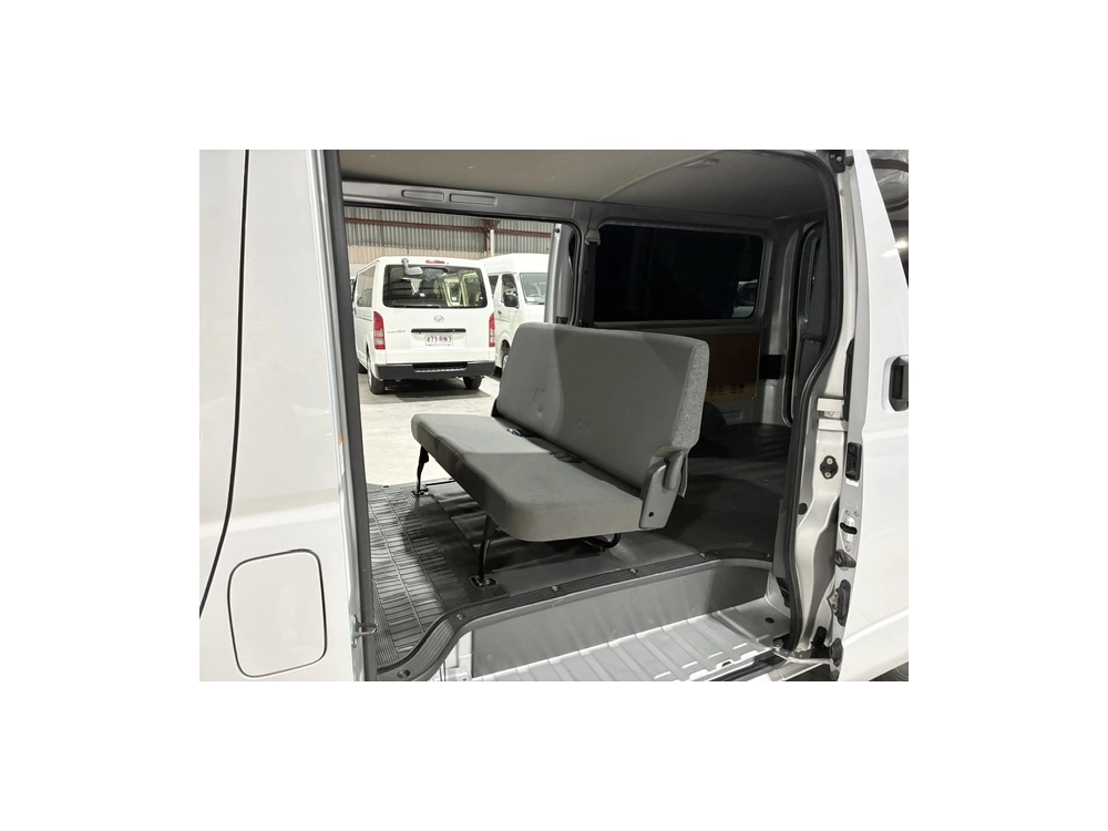 2021 Toyota Hiace Facelift Model =4X4= 6 SEATER