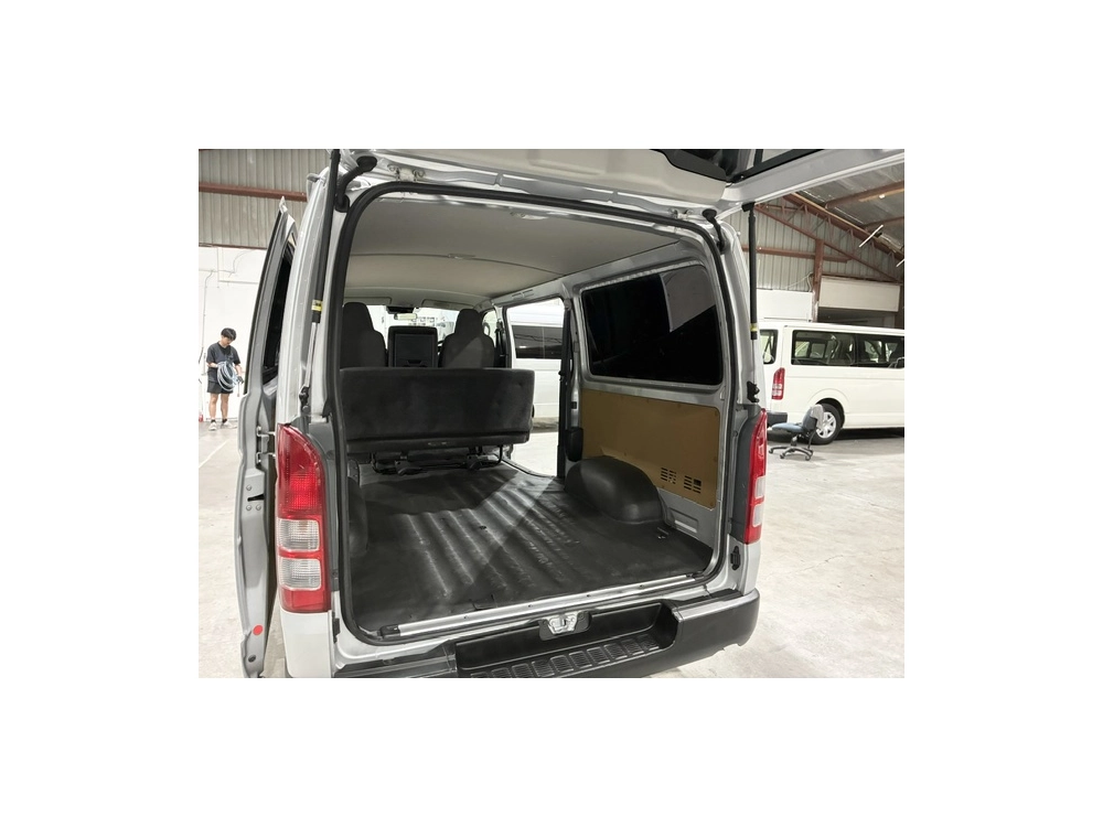 2021 Toyota Hiace Facelift Model =4X4= 6 SEATER