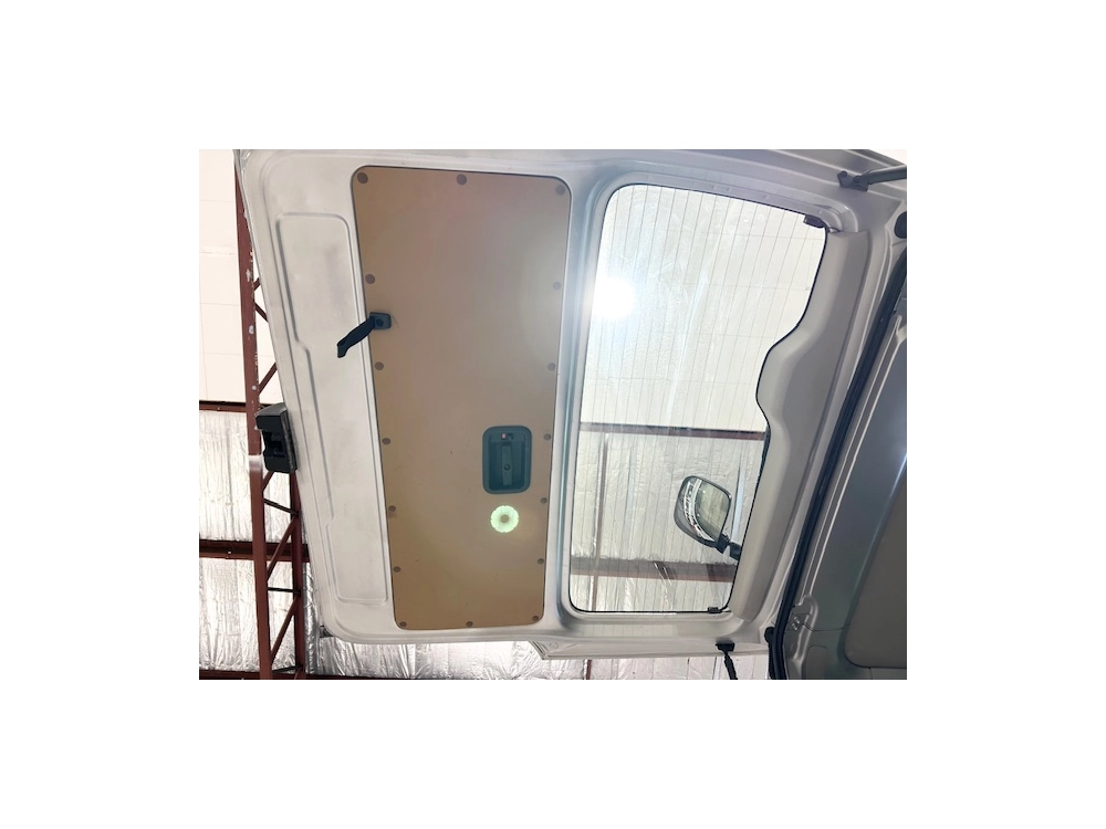 2019 Toyota Hiace =4X4= 6 Seaters $500DISCOUNTED FOR FUEL (1 WEEK ONLY)