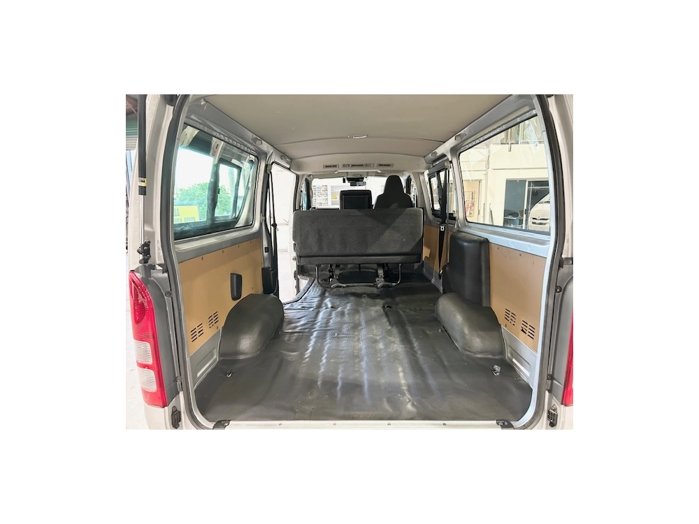 2019 Toyota Hiace =4X4= 6 Seaters $500DISCOUNTED FOR FUEL (1 WEEK ONLY)
