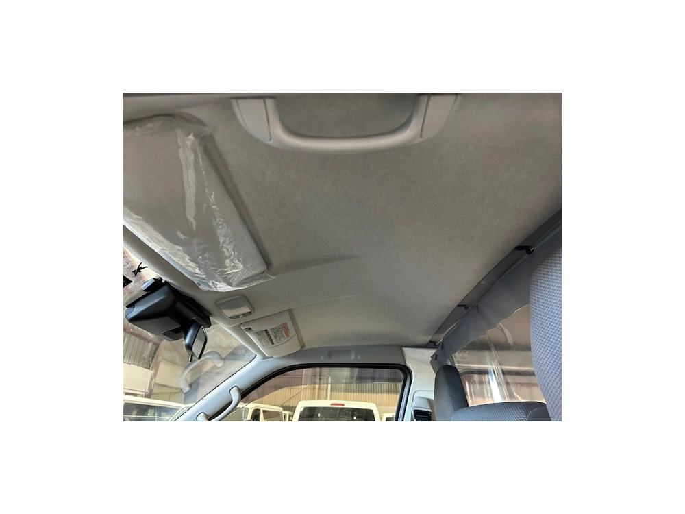 2020 Toyota Hiace = 4WD 4WD = NEW YEAR SALE