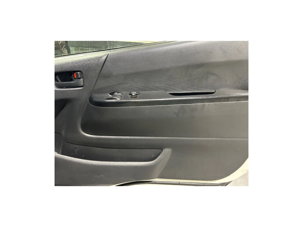 2020 Toyota Hiace = 4WD 4WD = NEW YEAR SALE