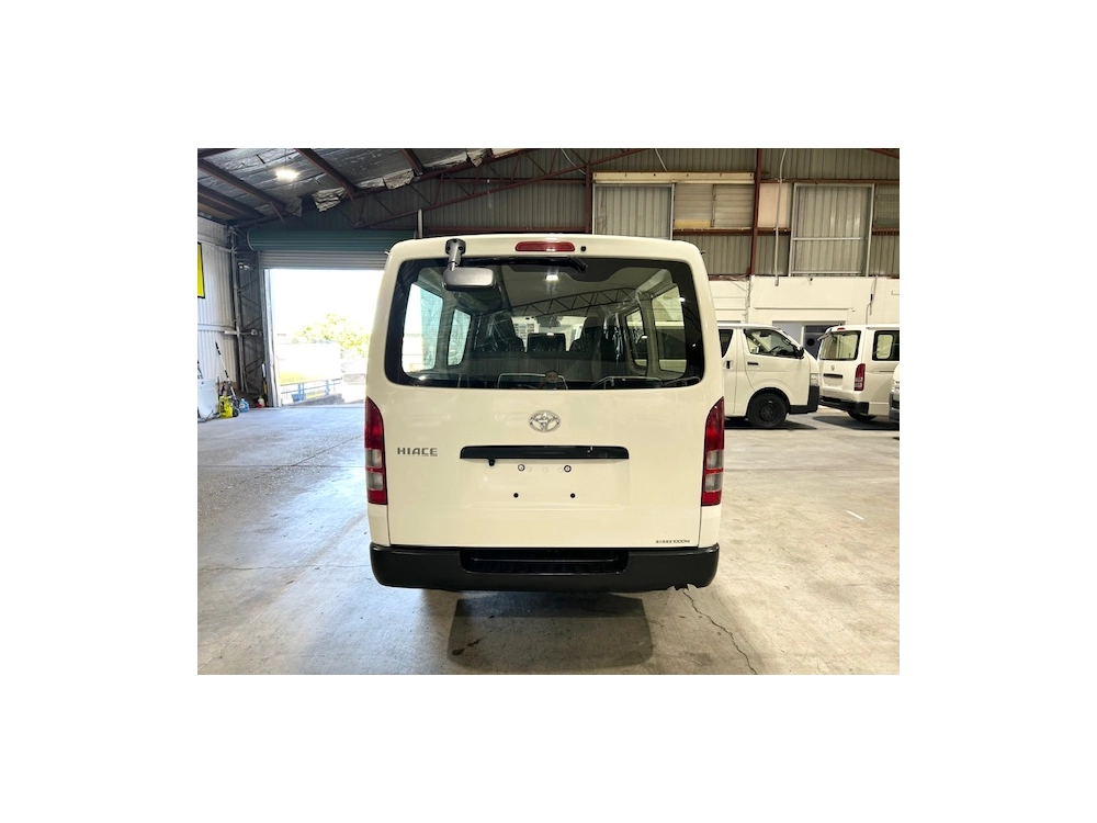 2020 Toyota Hiace = 4WD 4WD = NEW YEAR SALE