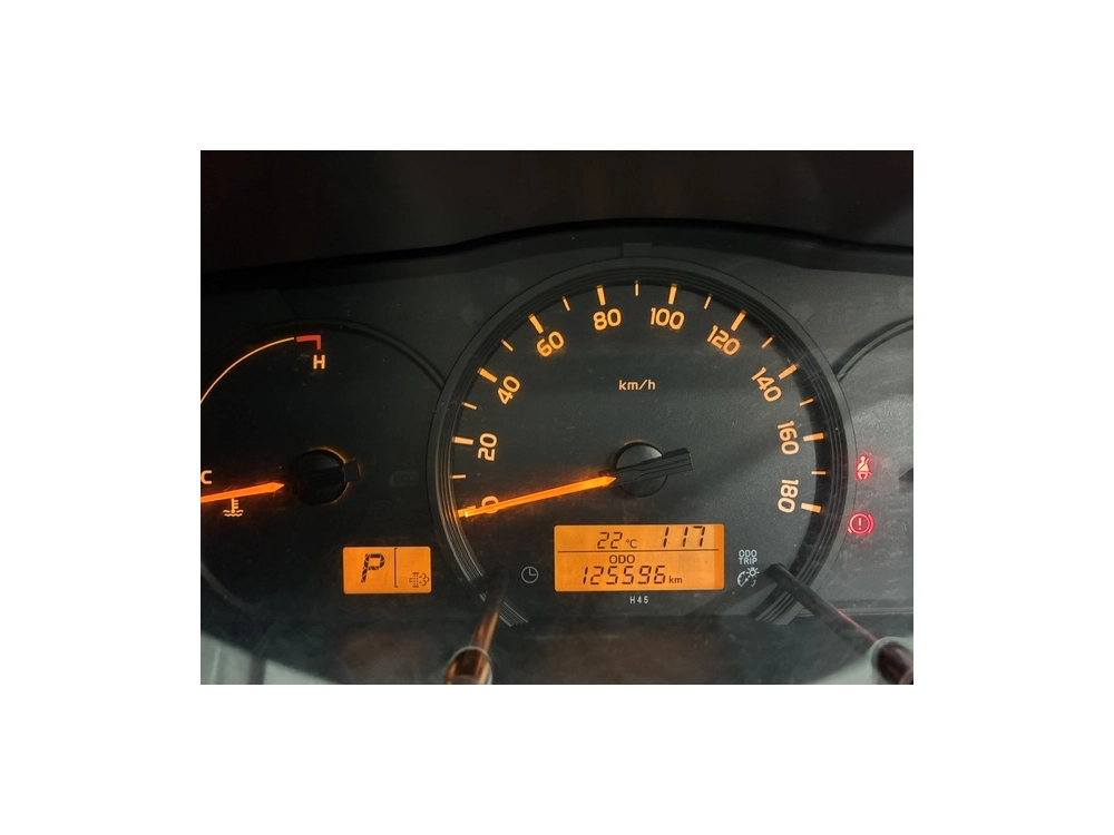 2017 Toyota Hiace =4X4= HIGHROOF ** CAMBELT DONE ** REAR AIRCON