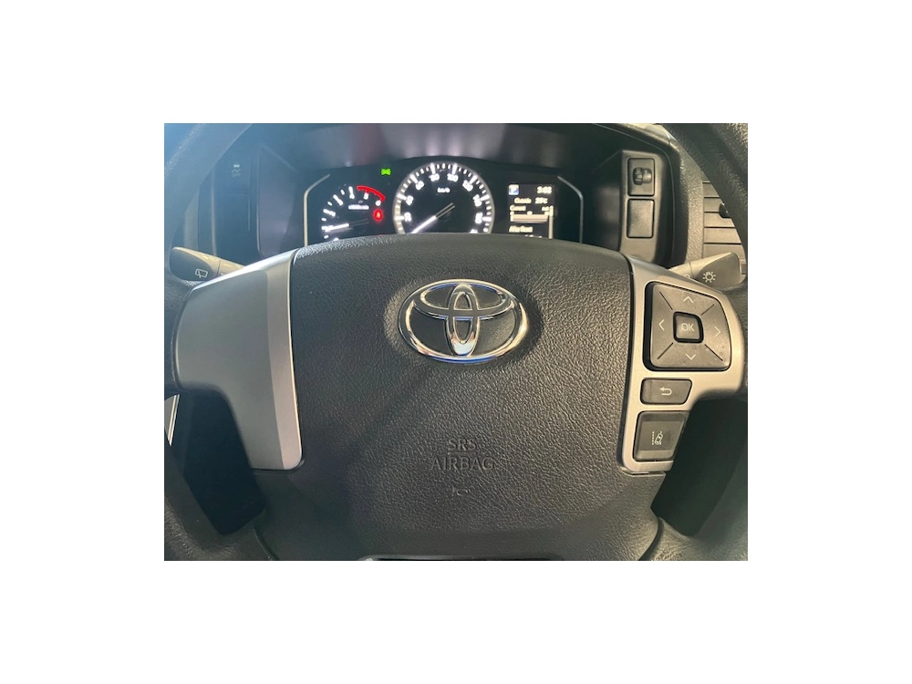 2020 Toyota Hiace Facelift Model =4x4= ON SALE NOW