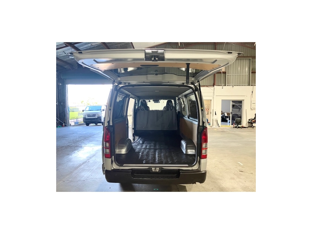 2020 Toyota Hiace Facelift Model =4x4= ON SALE NOW