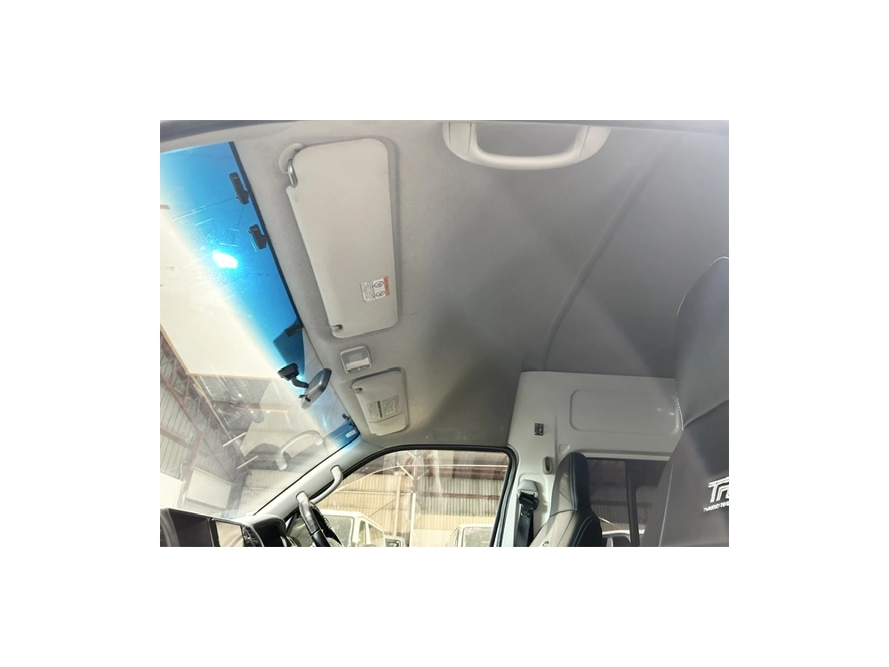 2017 Toyota Hiace 4X4 SUPER LONG WHEEL BASE _ GL PACKAGE