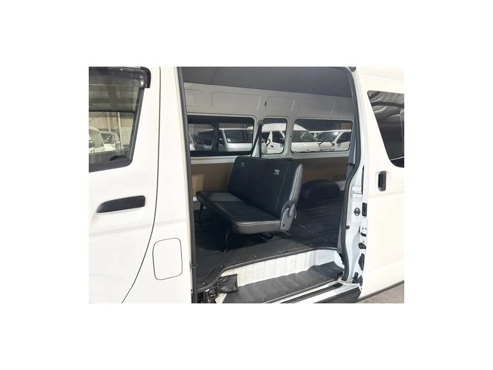 2017 Toyota Hiace 4X4 SUPER LONG WHEEL BASE _ GL PACKAGE