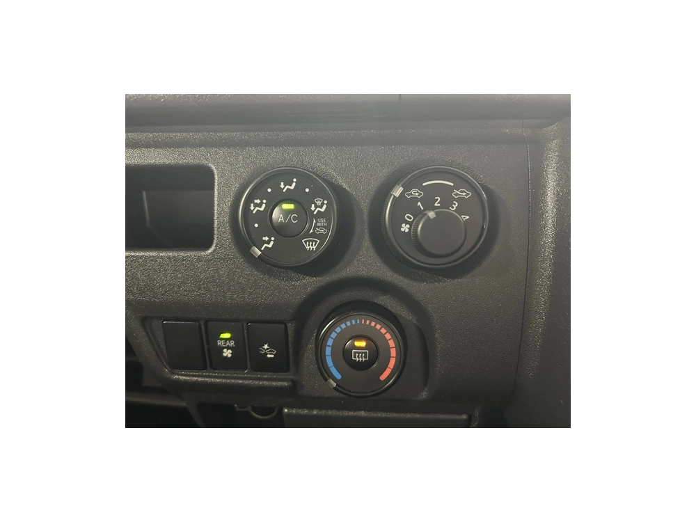 2019 Toyota Hiace =4X4= Rear Aircon = 6/9 Seaters