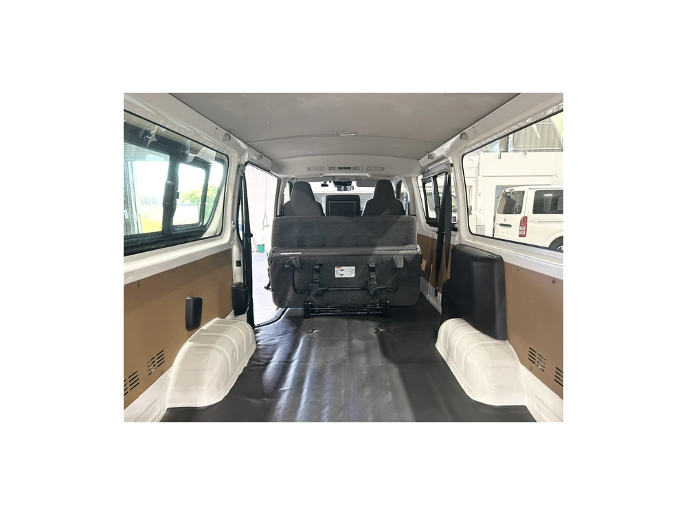 2019 Toyota Hiace =4X4= Rear Aircon = 6/9 Seaters ***MID YEAR SUPER SALE***
