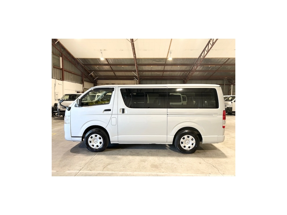 2020 Toyota Hiace GL PACKAGE =4X4= FULL OPTION 