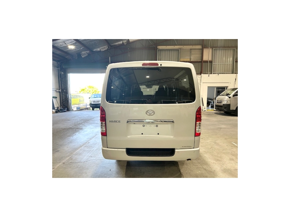 2020 Toyota Hiace GL PACKAGE =4X4= FULL OPTION 