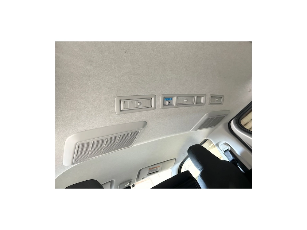 2020 Toyota Hiace GL PACKAGE =4X4= FULL OPTION 