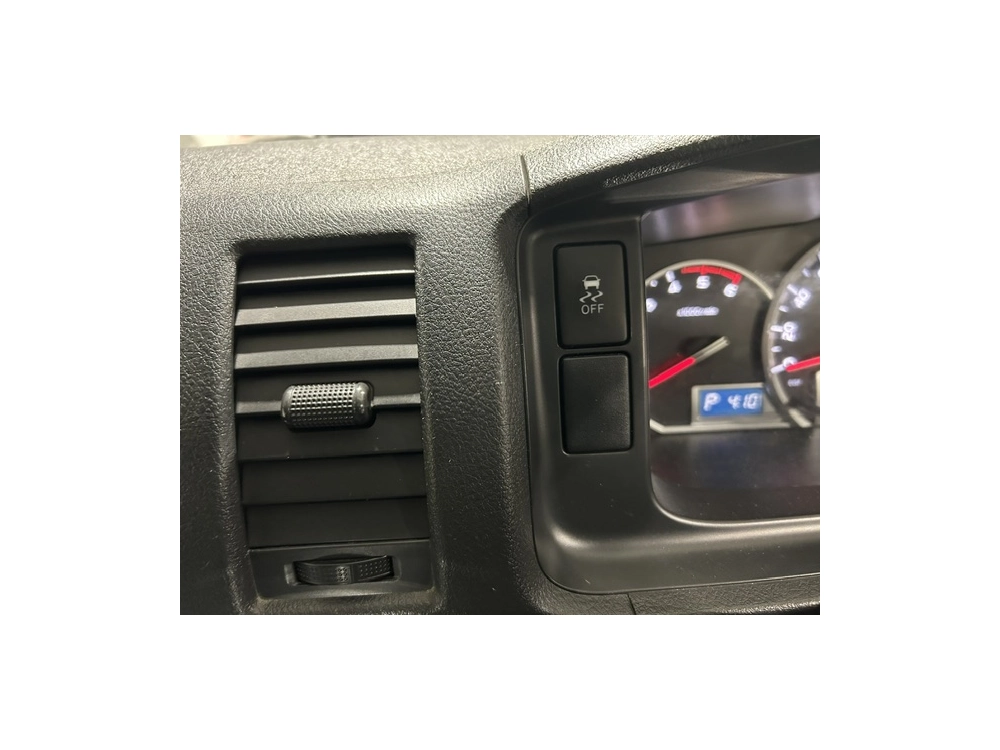 2018 Toyota Hiace =4X4= $1000 DISCOUNTED for Fuel
