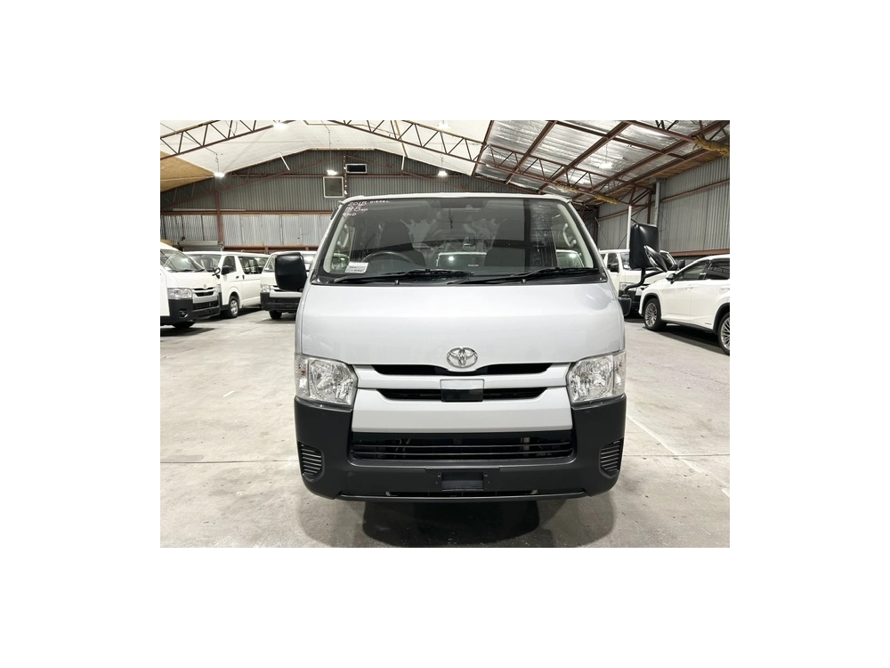 2018 Toyota Hiace =4X4= $1000 DISCOUNTED for Fuel