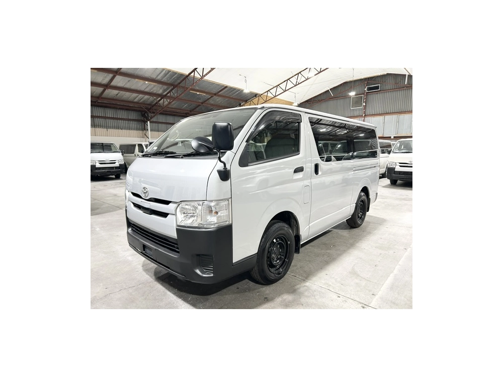 2018 Toyota Hiace =4X4= $1000 DISCOUNTED for Fuel