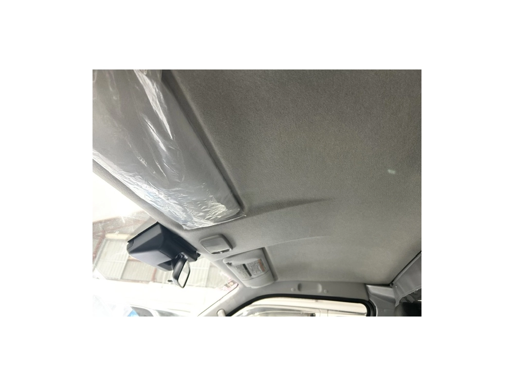 2018 Toyota Hiace =4X4= $1000 DISCOUNTED for Fuel