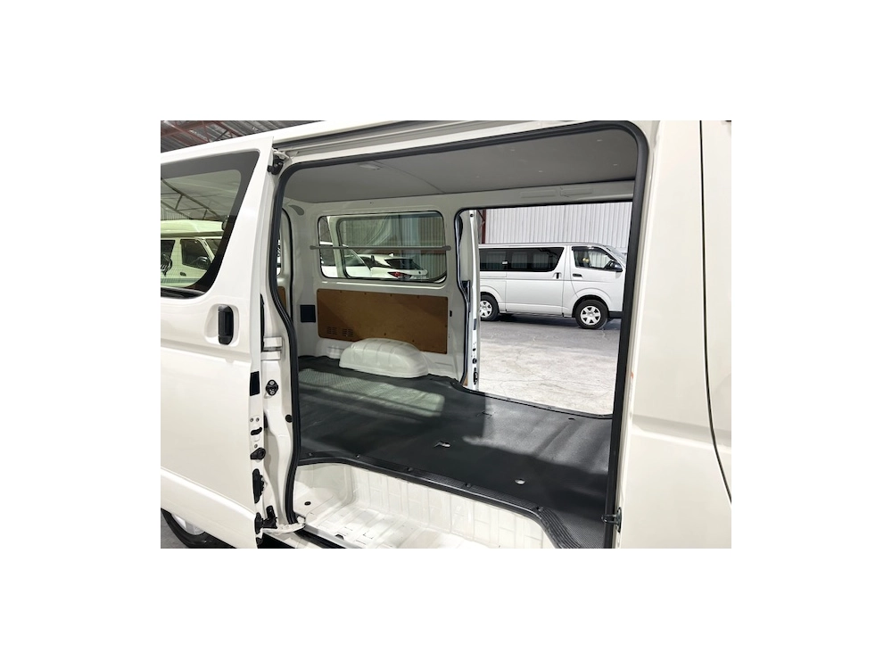 2020 Latest FACELIFT Model Toyota Hiace *** 4WD 4WD 4WD *** $4000 REDUCED