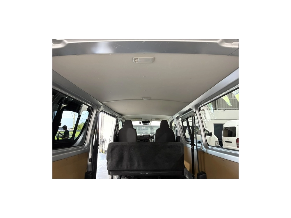 2018 Toyota Hiace GLPACKAGE =2WD= DUAL AIRBAGS / 6 SEATER