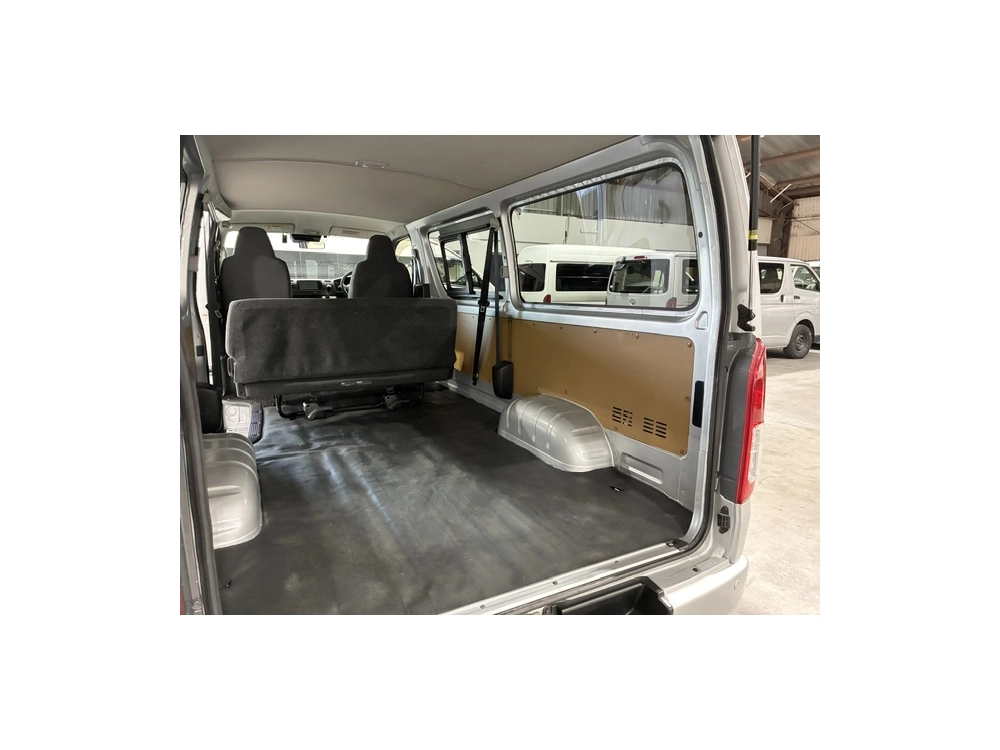 2018 Toyota Hiace GLPACKAGE =2WD= DUAL AIRBAGS / 6 SEATER