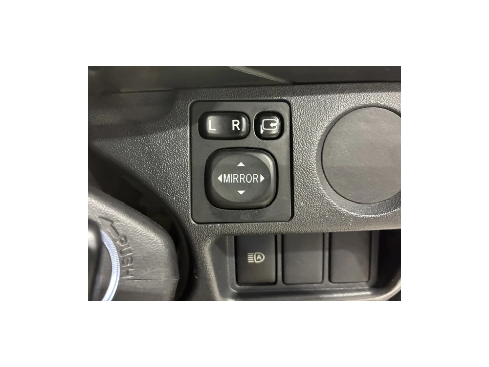 2018 Toyota Hiace GLPACKAGE =2WD= DUAL AIRBAGS / 6 SEATER