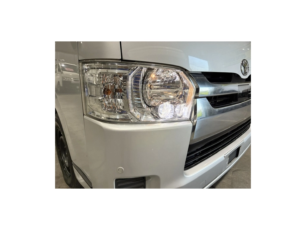 2018 Toyota Hiace GLPACKAGE =2WD= DUAL AIRBAGS / 6 SEATER