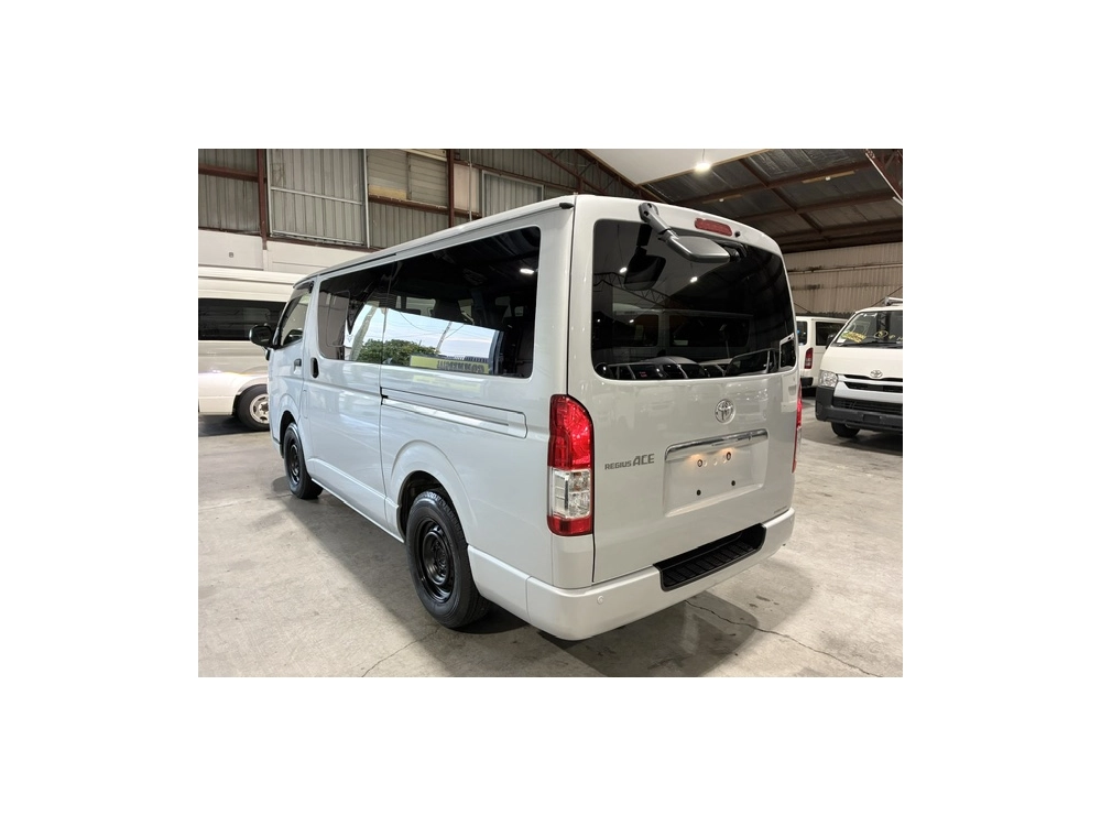 2018 Toyota Hiace GLPACKAGE =2WD= DUAL AIRBAGS / 6 SEATER