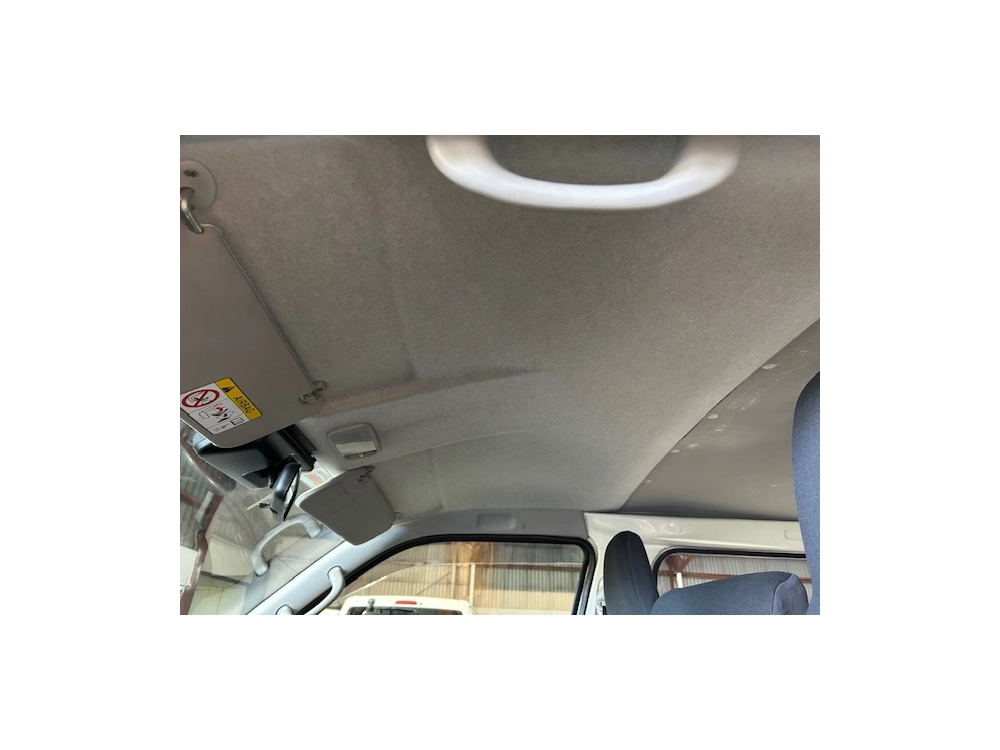 2019 Toyota Hiace =4x4= Dual Airbags - Parking Sensors 