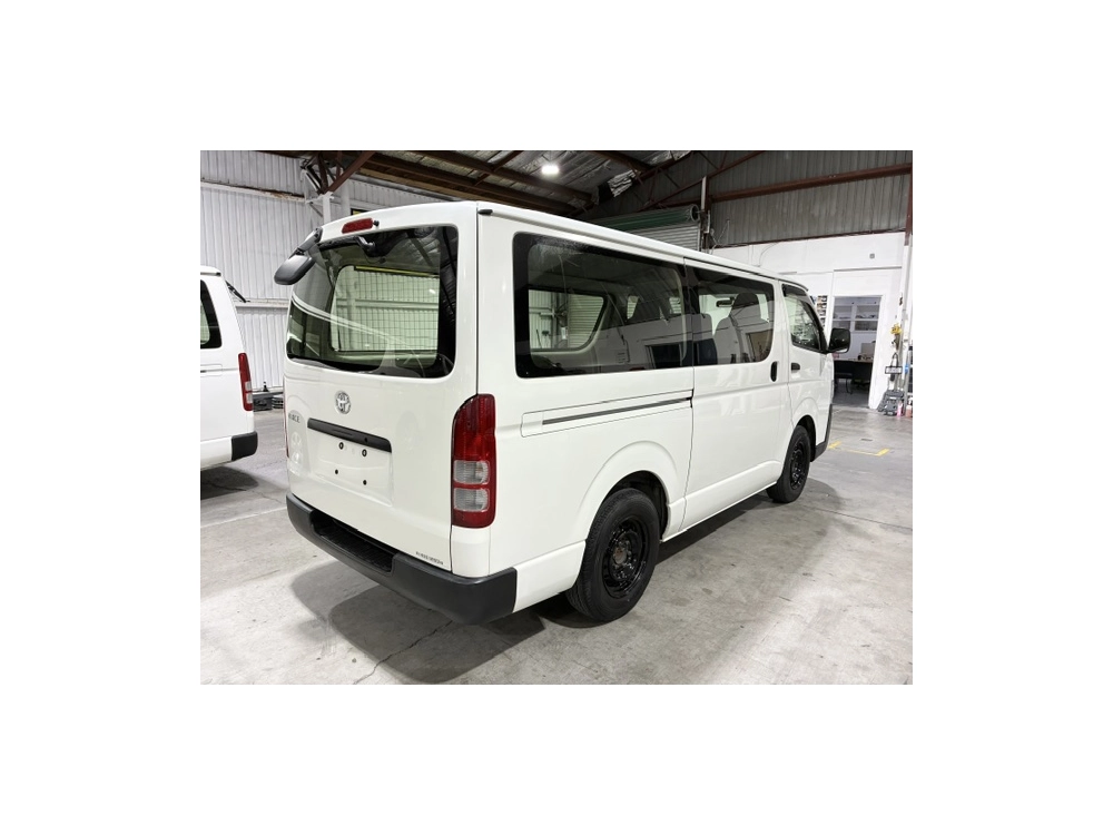 2017 Toyota Hiace ** 3L** =2wd= MID YEAR SUPER SALE