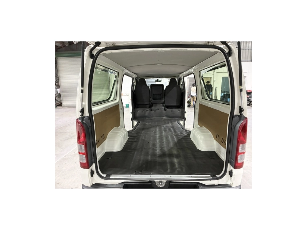 2017 Toyota Hiace ** 3L** =2wd= MID YEAR SUPER SALE