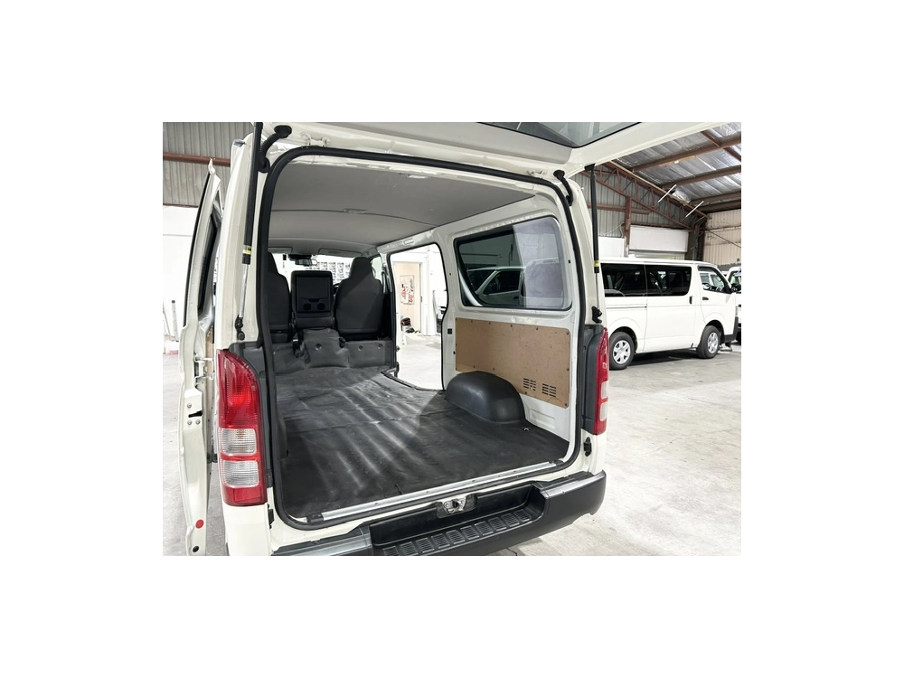 2018 Toyota Hiace =2WD= Free Mag Wheels 