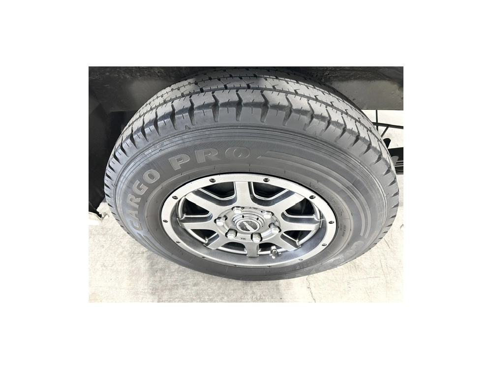 2018 Toyota Hiace =2WD= Free Mag Wheels 