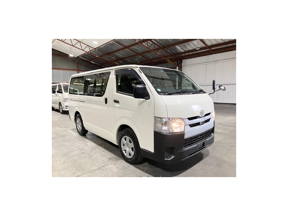 2018 Toyota Hiace LWB DIESEL TURBO 2.8L ** 6 SEATERS ** $4400 REDUCED ** ** SOLD ... SOLD ... SOLD