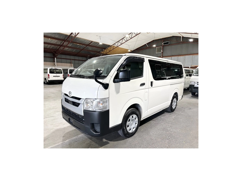 2022 Toyota Hiace Facelift = 4X4 = 6 Seaters