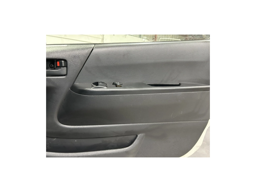 2020 Toyota Hiace =4X4= Facelift Model 6 SEATERS ** $1000 DISCOUNTED for Fuel