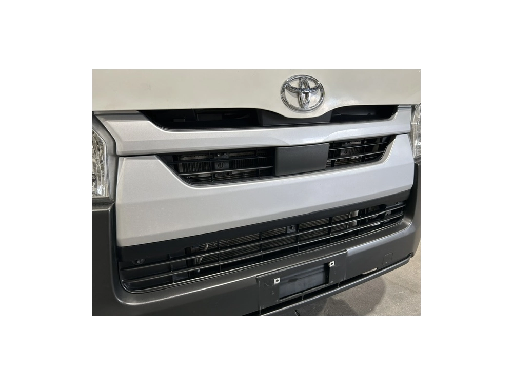 2020 Toyota Hiace =4X4= Facelift Model 6 SEATERS ** $1000 DISCOUNTED for Fuel
