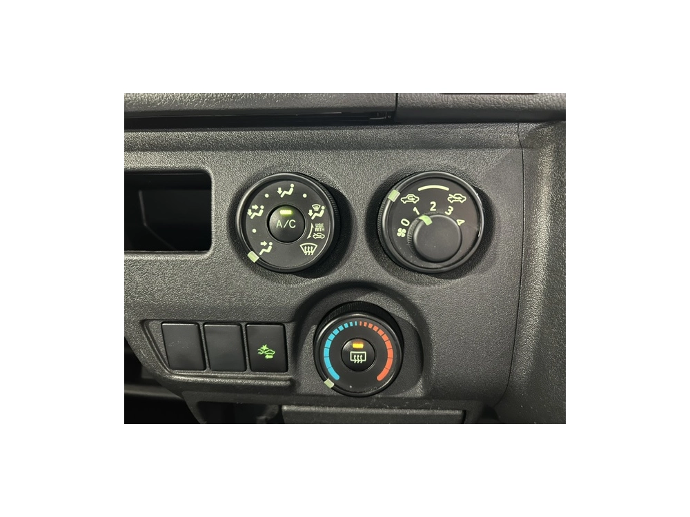 2020 Toyota Hiace =4X4= Facelift Model 6 SEATERS ** $1000 DISCOUNTED for Fuel