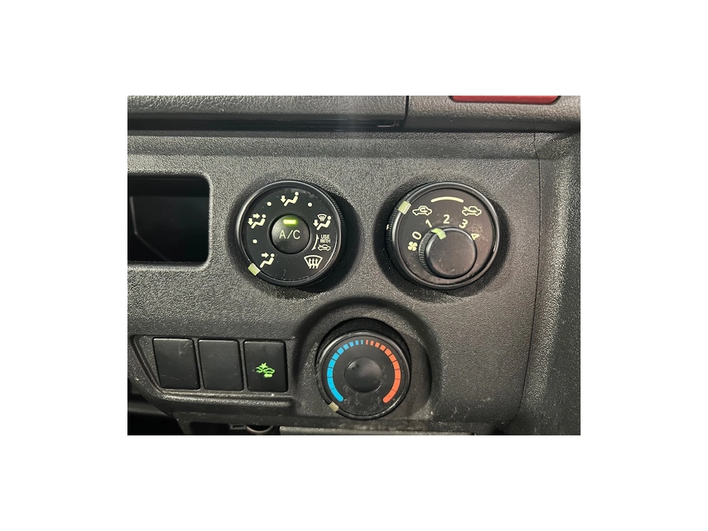 2020 Toyota Hiace ** LATEST FACELIFTMODEL ** 2.8L Diesel