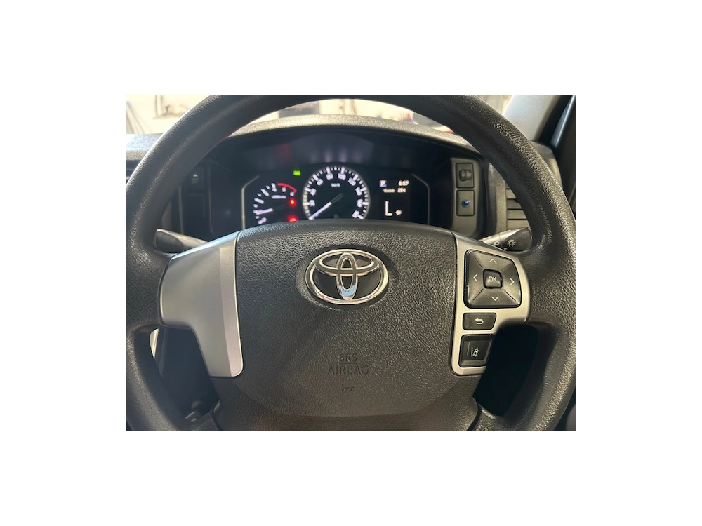 2020 Toyota Hiace ** LATEST FACELIFTMODEL ** 2.8L Diesel