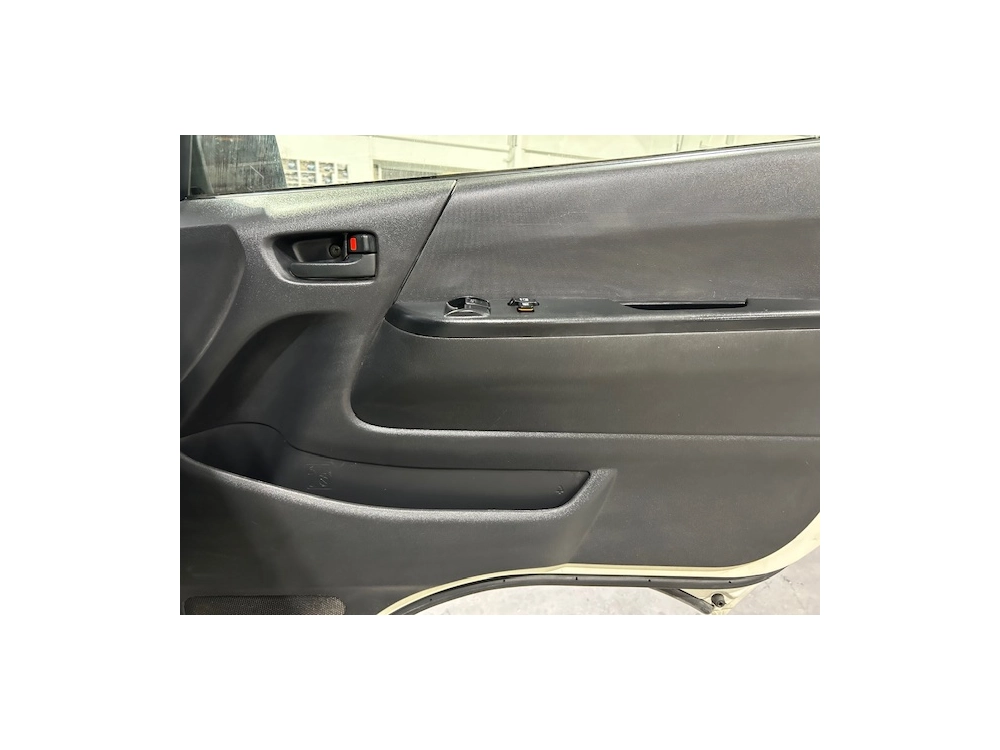 2020 Toyota Hiace ** LATEST FACELIFTMODEL ** 2.8L Diesel