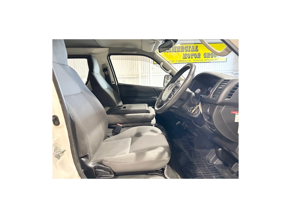 2020 Toyota Hiace ** LATEST FACELIFTMODEL ** 2.8L Diesel