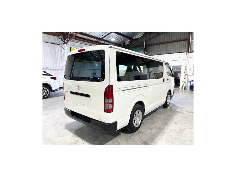 2020 Toyota Hiace ** LATEST FACELIFTMODEL ** 2.8L Diesel
