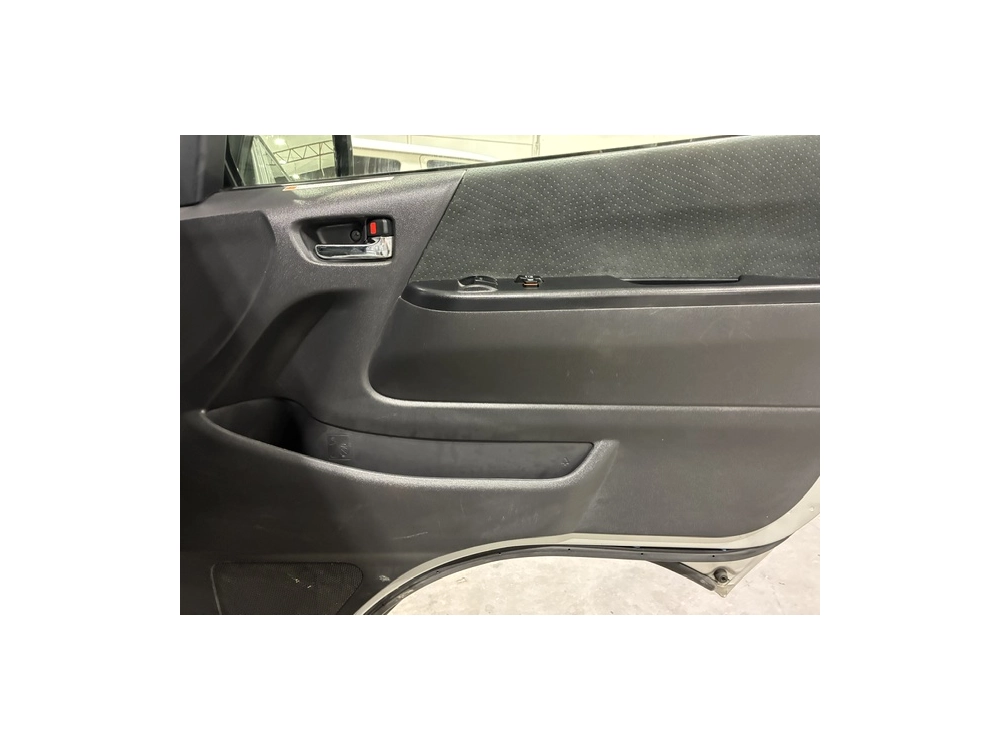 2021 Toyota Hiace 4X4 **SUPER GL** 5 SEATER!!